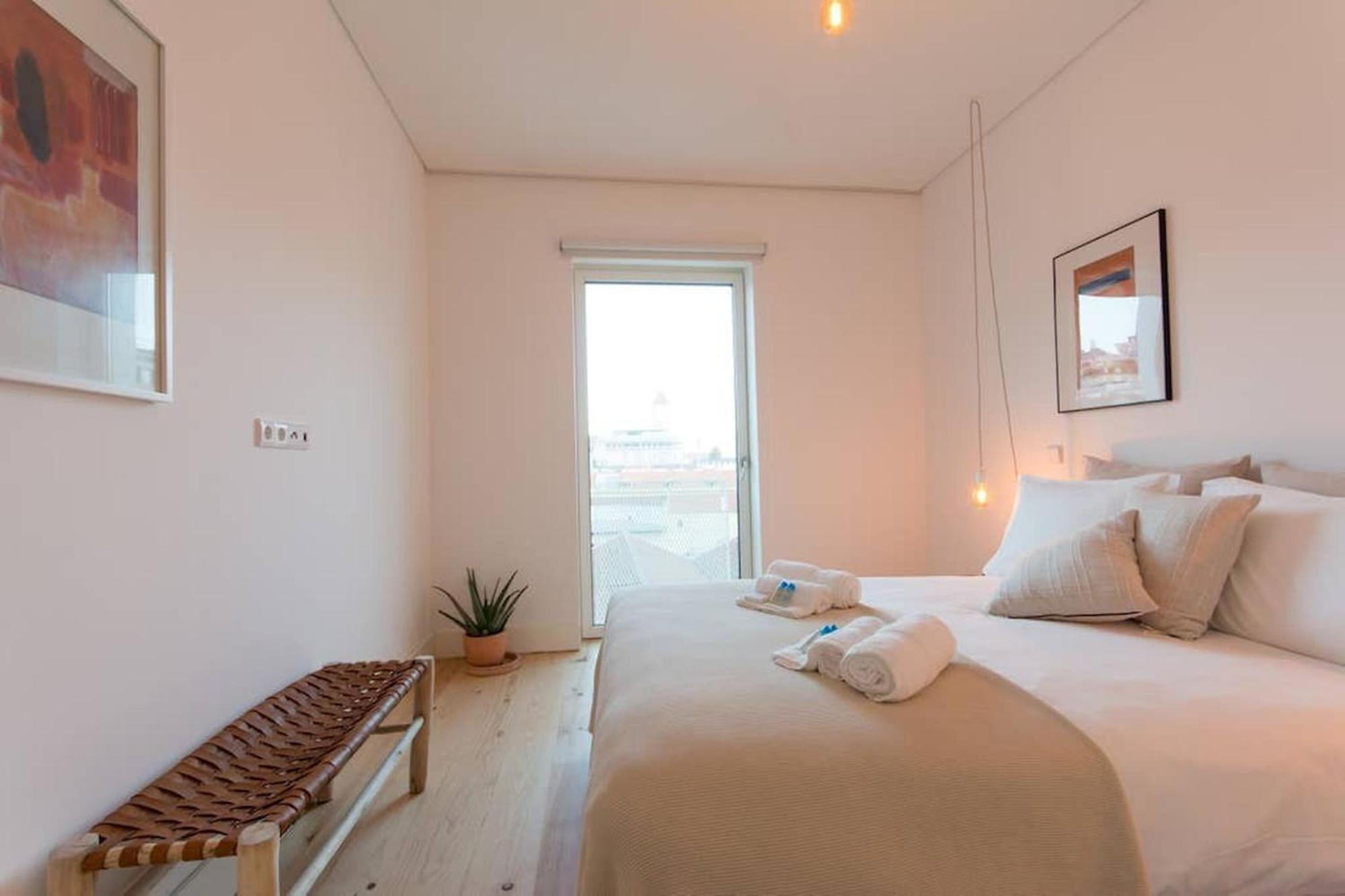 Wave Of Light In Lisbon By Innkeeper Bagian luar foto